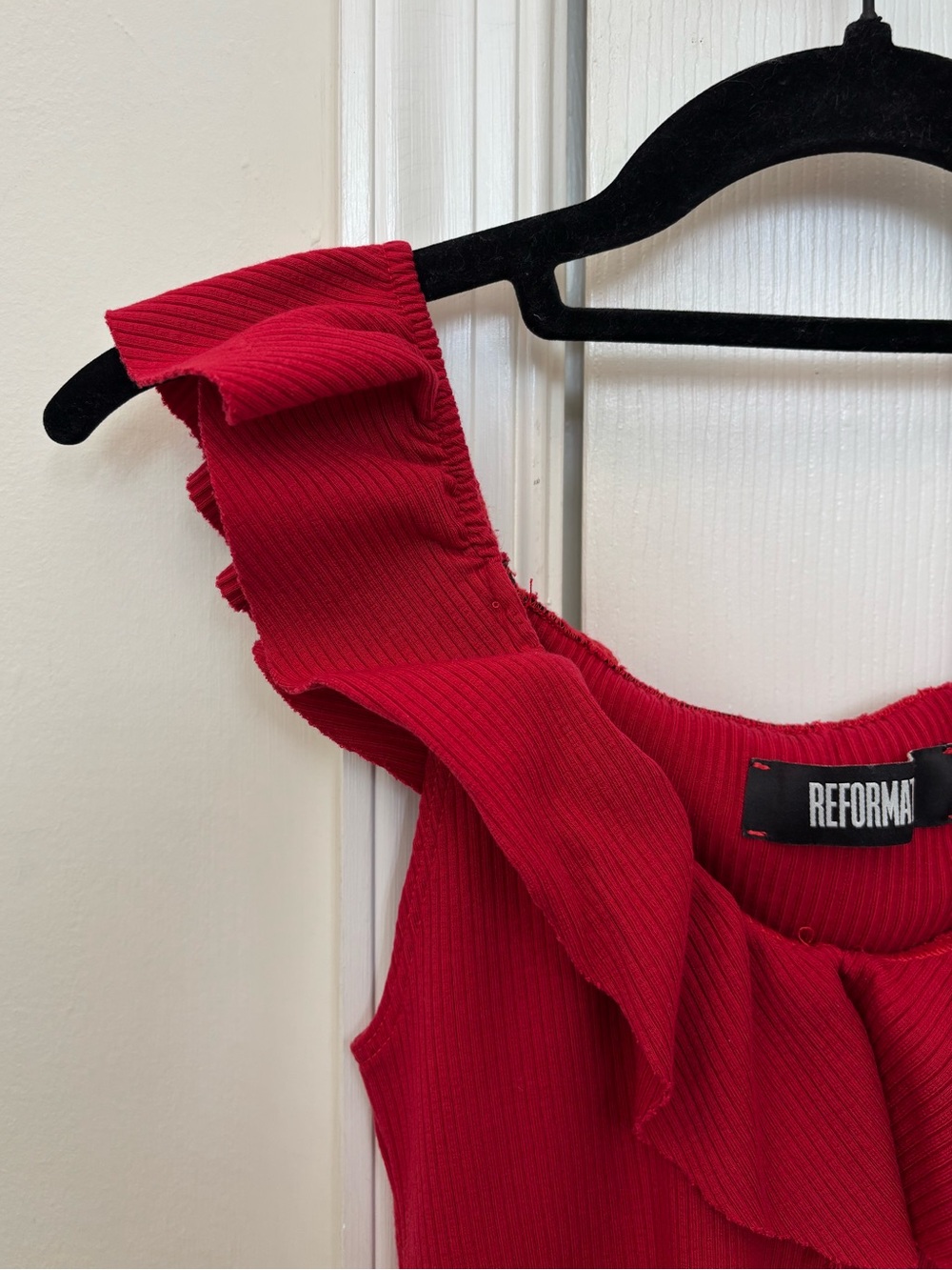 Reformation Roxanna Ruffle Neck Ribbed V Neck Top - Picture 3 of 6